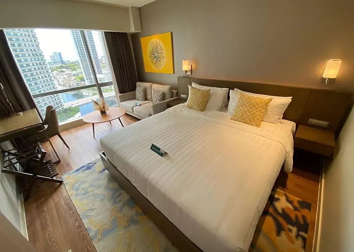 River And Makati View At Acqua Novotel * Manila