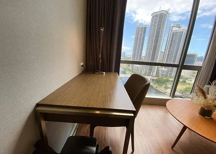 River And Makati View At Acqua Novotel Hotel